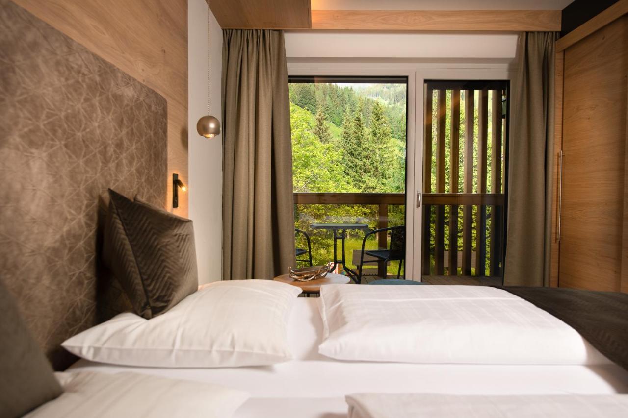 Hotel Alpina Рауріс Екстер'єр фото