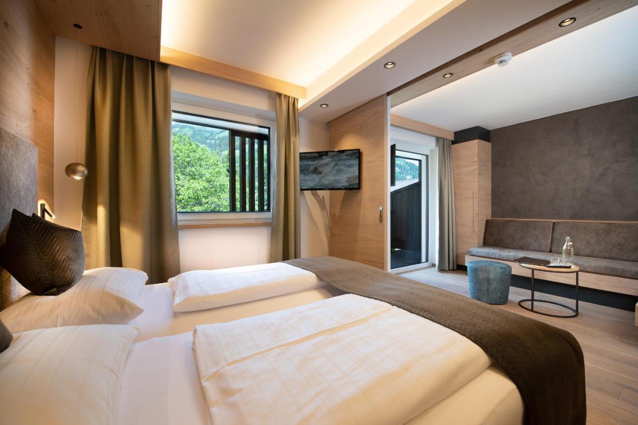 Hotel Alpina Рауріс Екстер'єр фото
