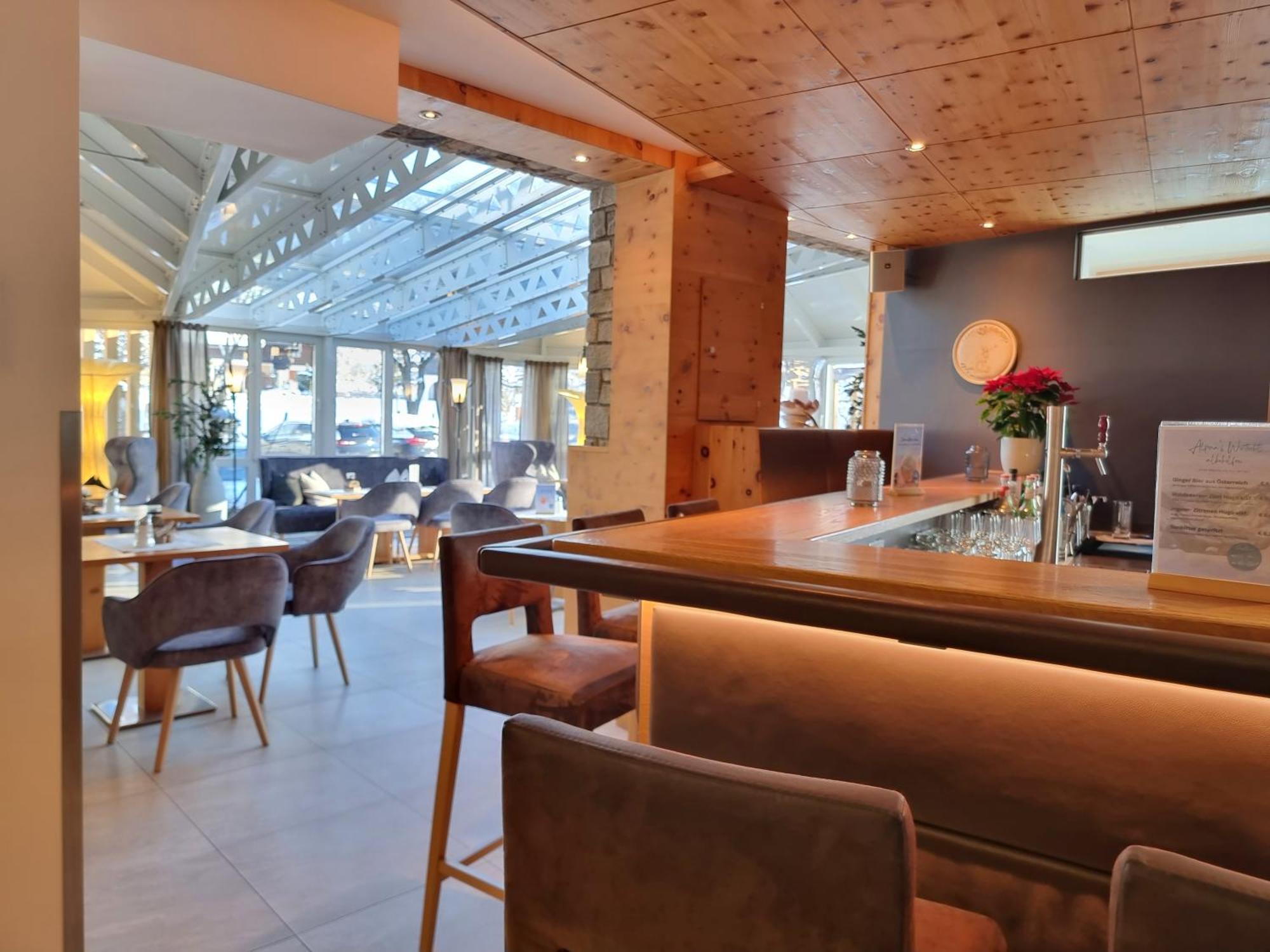 Hotel Alpina Рауріс Екстер'єр фото
